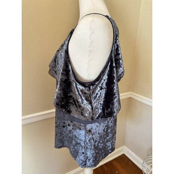 NWT White House Black Market Size XL Blue Crushed Velvet Top - Picture 4 of 7